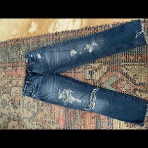 Abercrombie & Fitch Ripped Jeans